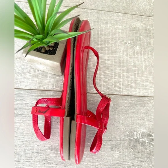 Tory Burch Thong Sandal - Picture 2 of 4